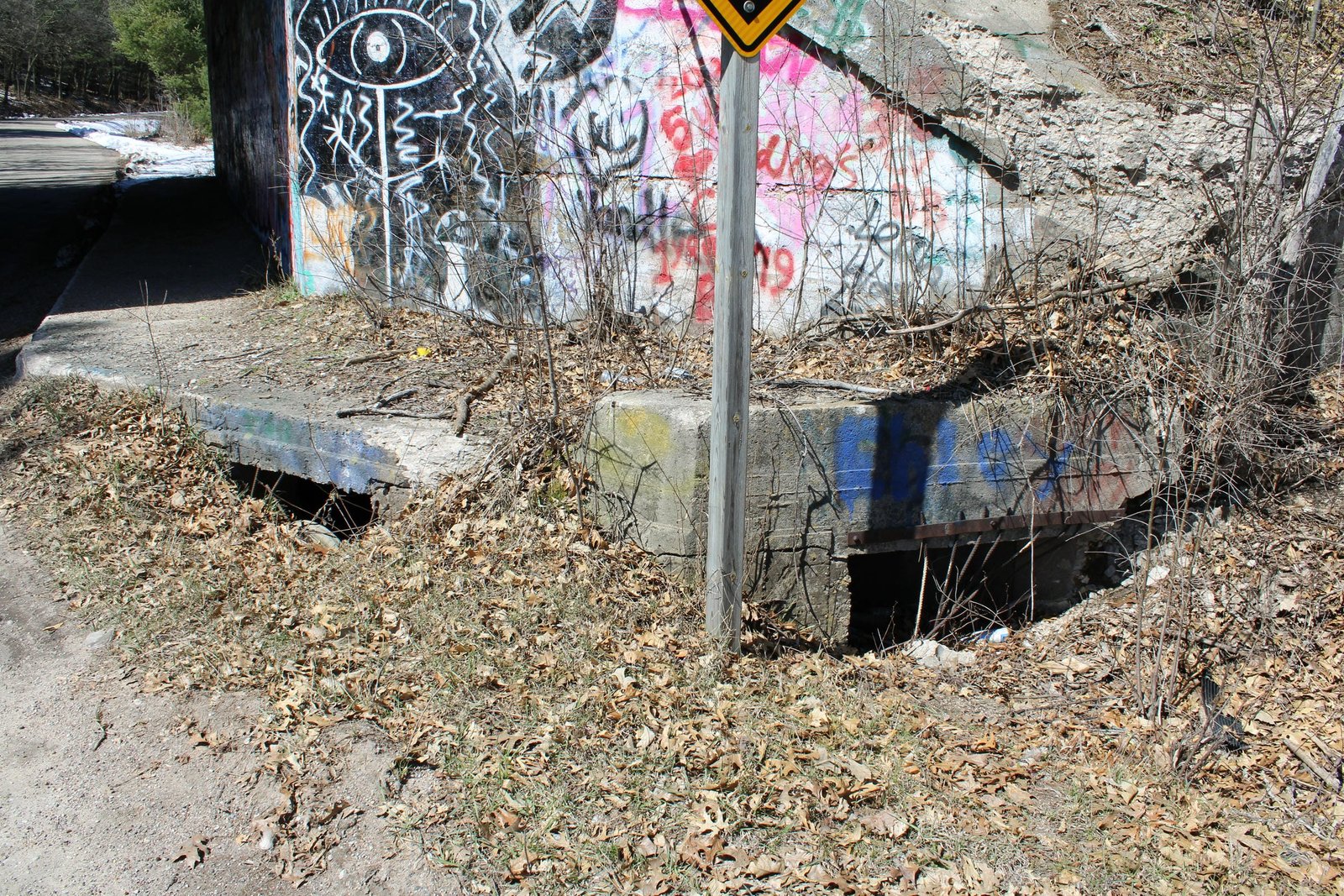 Small culvert along north abutment